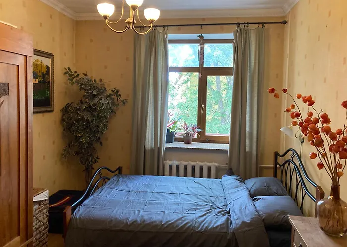 Apartment In The Centre With Free Gated Parking