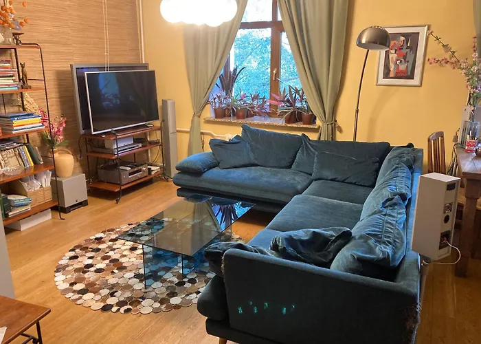 Apartment In The Centre With Free Gated Parking